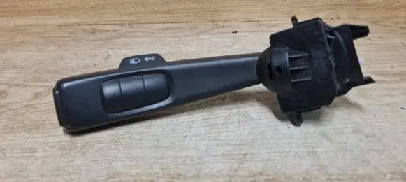 Volvo V50 Indicator stalk 17D770