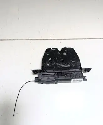 Loading door lock