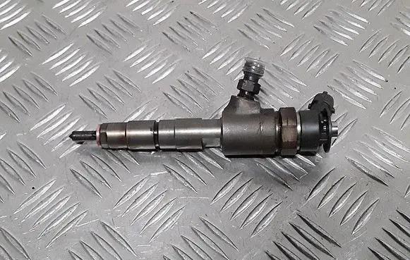 Peugeot Partner Fuel injector 0445110340