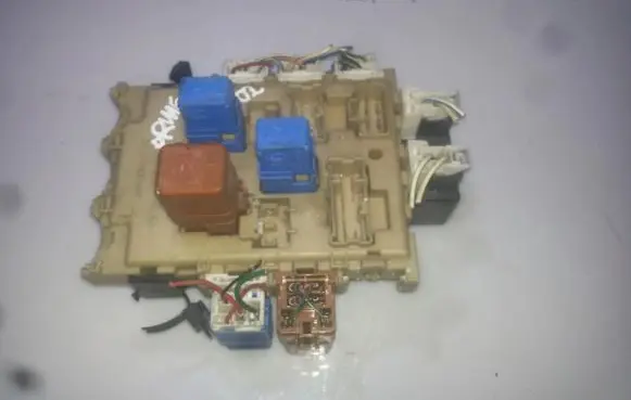 Nissan Almera N16 Fuse box set 24350av700