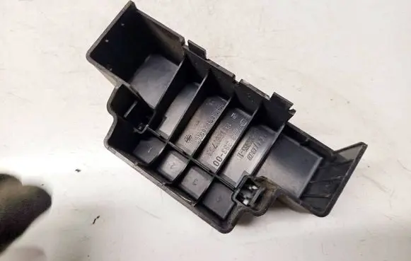 Opel Astra H Fuse box cover 13129783