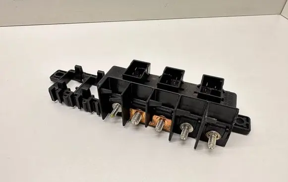 Audi A6 S6 C5 4B Fuse module 8L0941822A 896083000