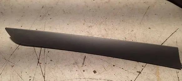 Audi A4 S4 B8 8K Front door trim bar 8K0867409