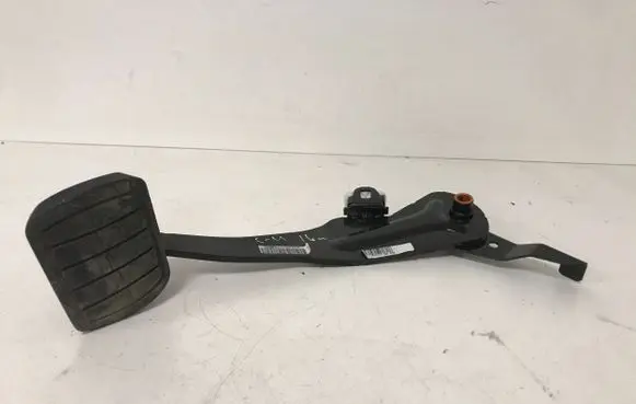 Citroen C4 II Picasso Brake pedal 84PL4P0039045 9675503980
