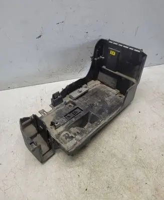 Battery tray
