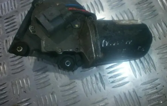 Nissan Primera Wiper motor