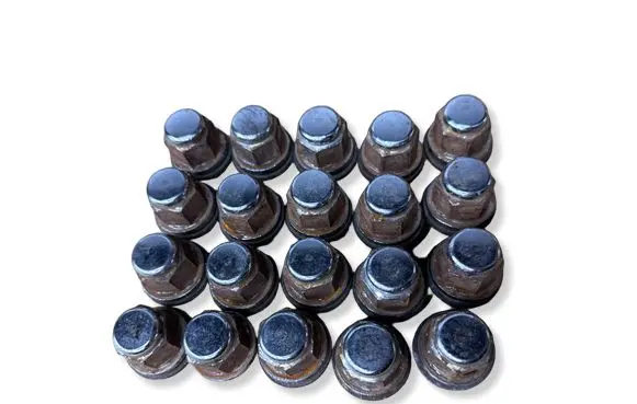 Toyota Avensis T250 Nuts/bolts 