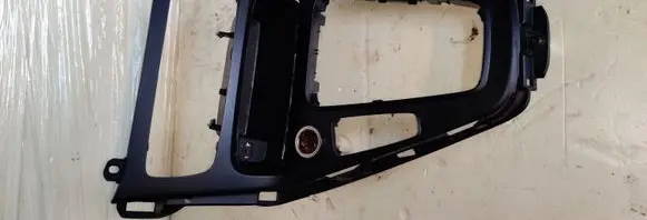 Ford Focus Other center console (tunnel) element F1EBA044H83A