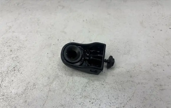 Citroen Berlingo Radiator mount bracket 9628677880