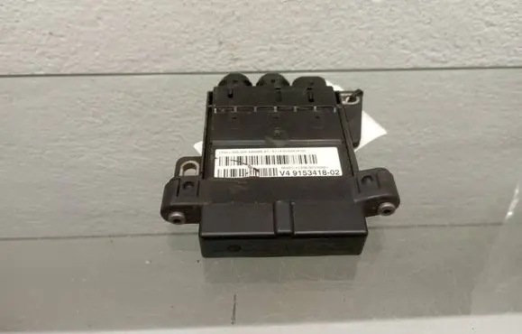 BMW 6 F12 F13 Current control relay 9153418 8490852