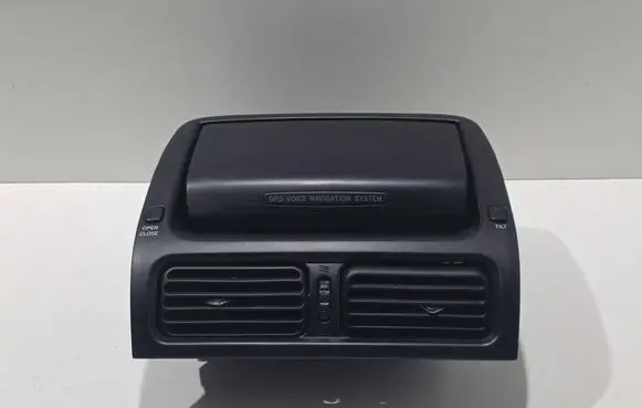 Lexus IS 200-300 Radio/CD/DVD/GPS head unit 8684353020