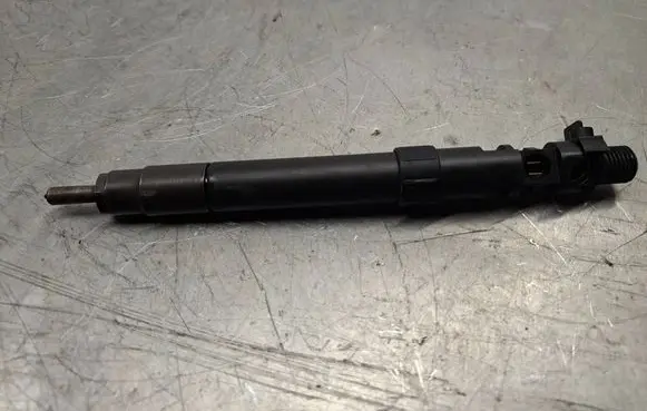Ford Mondeo MK IV Fuel injector 9686191080