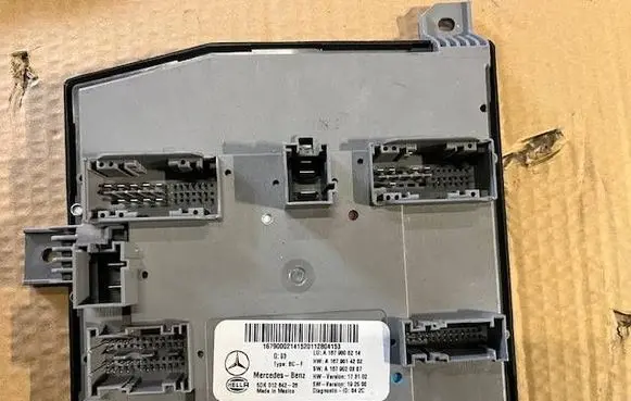 Mercedes-Benz GLS X167 Central body control module A1679000214