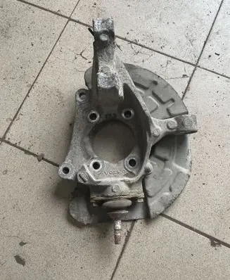 Volvo S60 Front wheel hub spindle knuckle