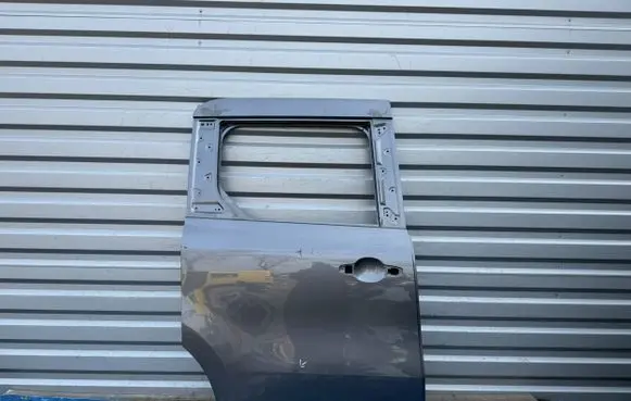 Renault Kangoo III Side sliding door 821123043R
