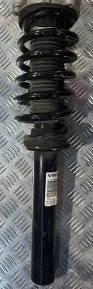 Volvo XC90 Front shock absorber with coil spring 31658004