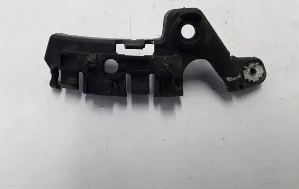 Renault Megane III Front bumper mounting bracket