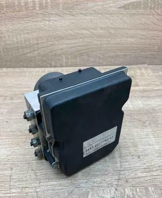 BMW 5 E60 E61 ABS Pump 6777797 6768550