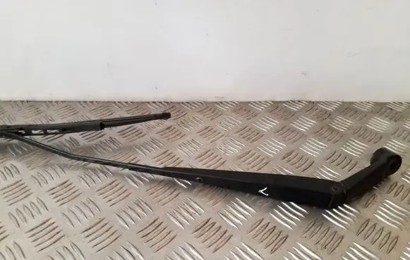 Honda Jazz Front wiper blade arm