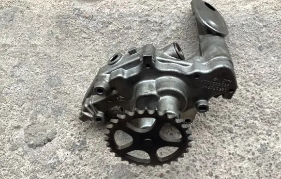 Citroen C5 Oil pump 9650353280