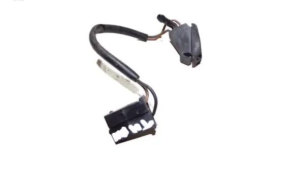 Windshield washer spray nozzle
