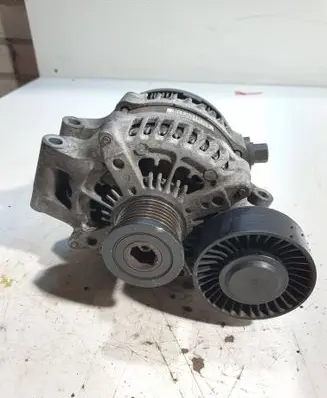 BMW 3 E90 E91 Generator/alternator 7550468