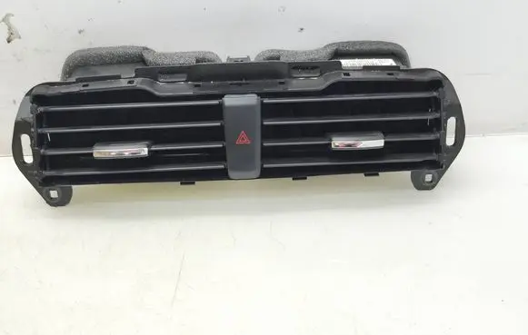 Ford Mondeo MK V Dash center air vent grill DS7319K617AYW DS7319K617A