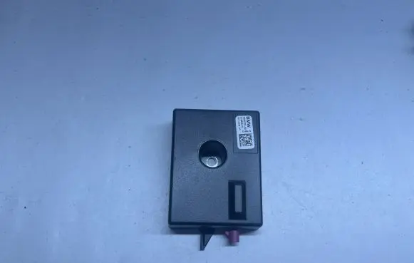 BMW 2 F46 Aerial antenna amplifier 9325735