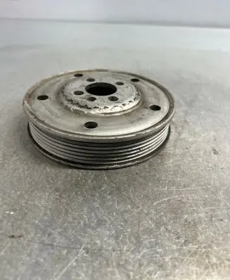 Audi A4 S4 B7 8E 8H Crankshaft pulley 06B105243F