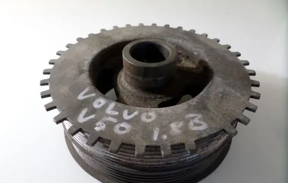 Volvo V50 Crankshaft pulley AM5G6316 2404D