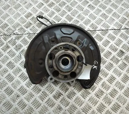 Mercedes-Benz CLS C257 Rear wheel hub A2133503105 A2133570500