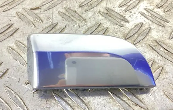 Dashboard lower bottom trim panel