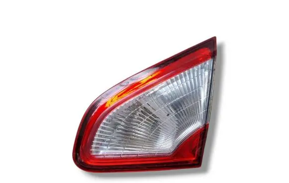 Nissan Qashqai+2 Tailgate rear/tail lights 26554BR01A