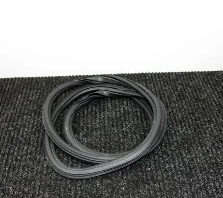 Audi A3 S3 8V Rubber seal front door (on door) 8V5831721