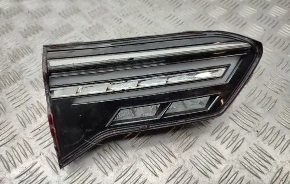 Volkswagen T-Roc Tailgate rear/tail lights 2GA945093B