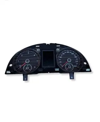 Volkswagen PASSAT B7 Speedometer (instrument cluster) 3AA920870A 062529