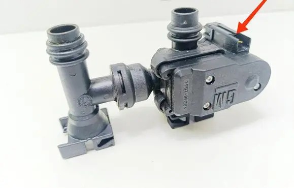 Opel Zafira A Other engine bay part 90559837