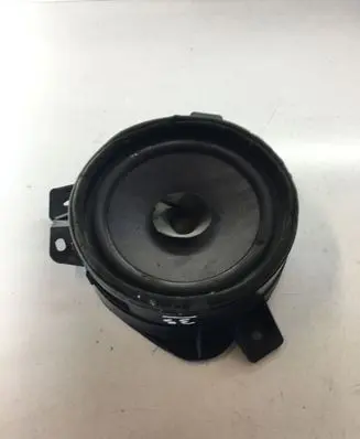 Mitsubishi Grandis Rear door speaker MR986443