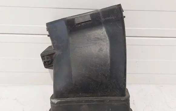 Ford Mustang V Air intake duct part AR339A624BD