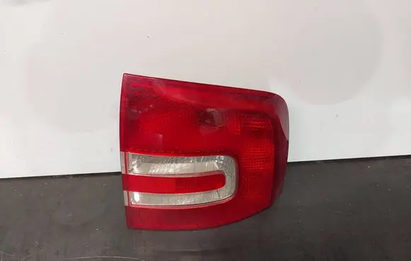 Skoda Octavia Mk2 (1Z) Rear/tail lights 1Z9945096