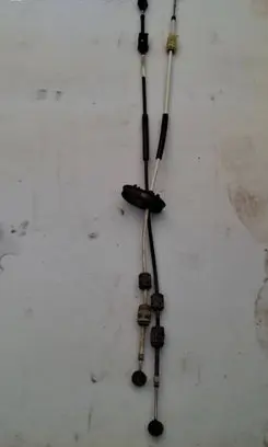 Gear shift cable linkage