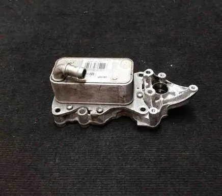 Engine oil radiator