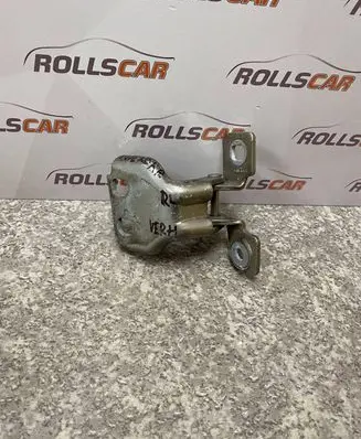 Jeep Grand Cherokee (WK) Rear door upper hinge 55394223AA