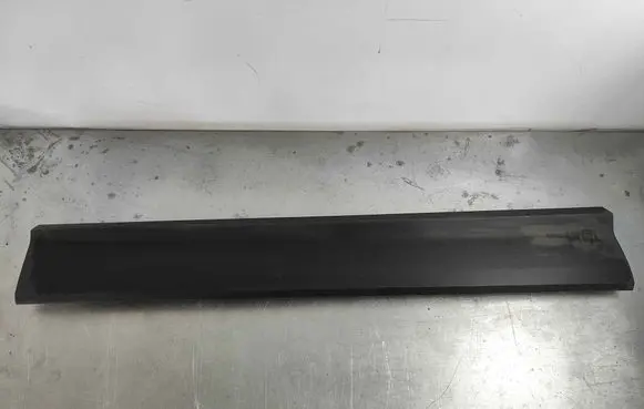 Audi Q2 - Front door trim (molding) 81a853960