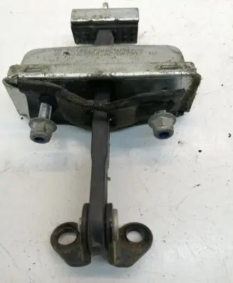 Front door check strap stopper