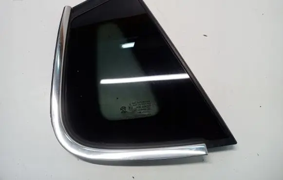 Peugeot 407 Rear side window 17149848268