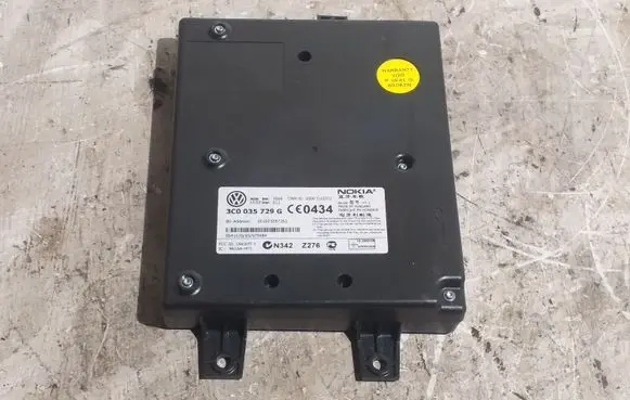 Volkswagen PASSAT B6 Bluetooth control unit module 3C0035729G