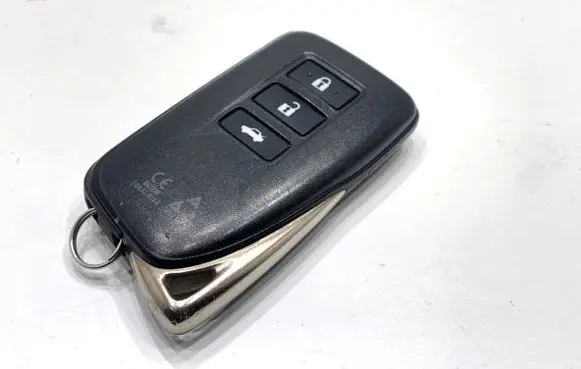 Lexus IS III XE30 Ignition key/card 