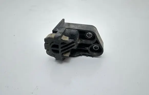 Alfa Romeo Giulia Radiator mount bracket 50541423