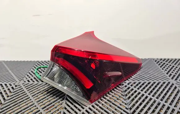 Toyota Auris E180 Rear/tail lights